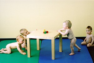 Babys am Tisch